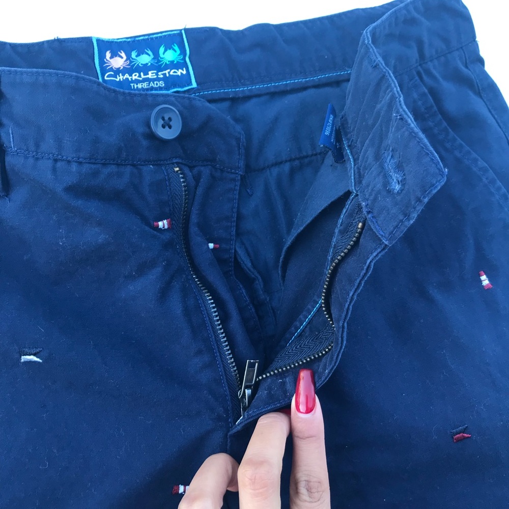 CHARLESTON Threads Pants With Embroidered Snowman - Picture 4 of 8